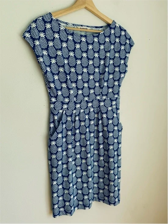 Boden Florrie Jersey Dress in Blue and White - Picture 6 of 8